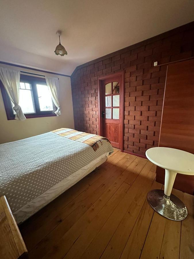 Hostal Florencia Apartment Puerto Varas Bagian luar foto