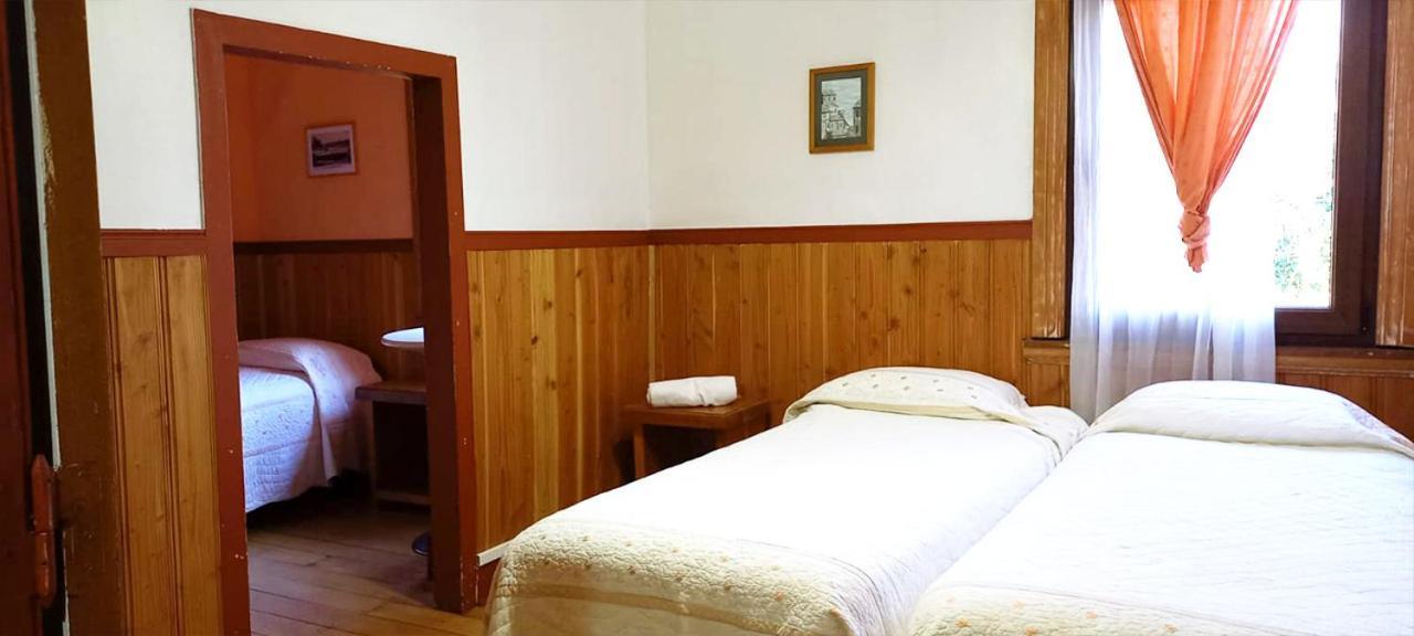 Hostal Florencia Apartment Puerto Varas Bagian luar foto